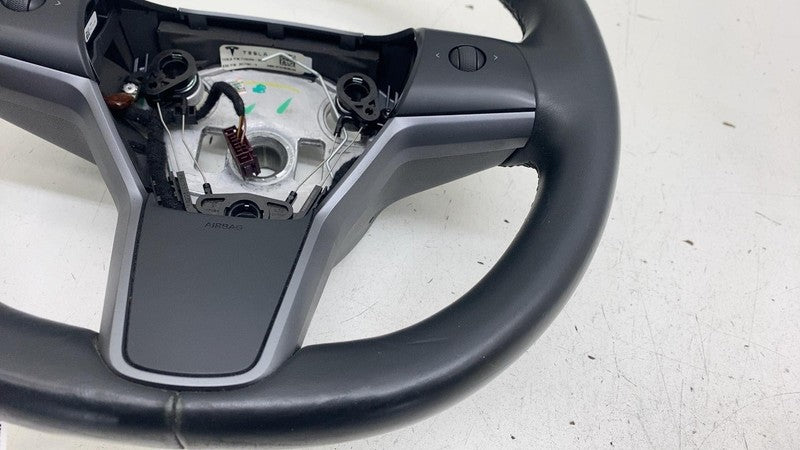 110532400E ⭕ 2017-2020 Tesla Model 3 Steering Wheel Leather Black (Non-Heated) 1105324-00-E