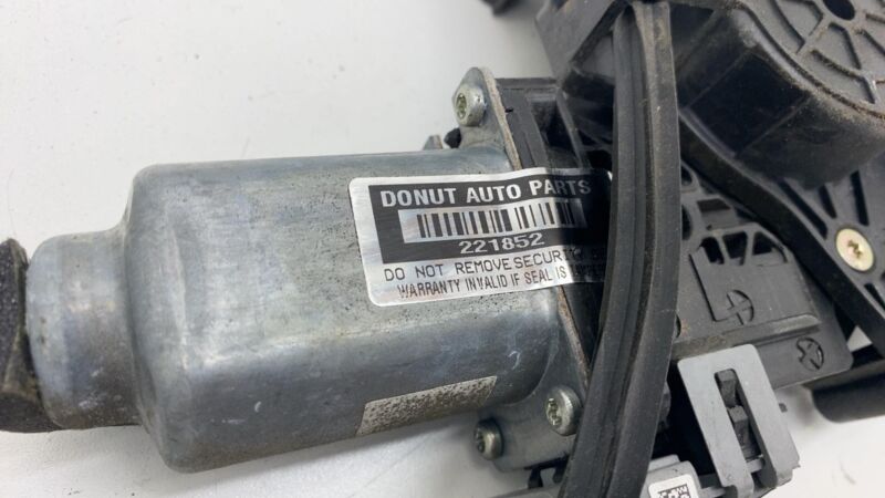 600637700G 2012-2020 Tesla Model S Rear Passenger Side Door Window Regulator & Motor Right