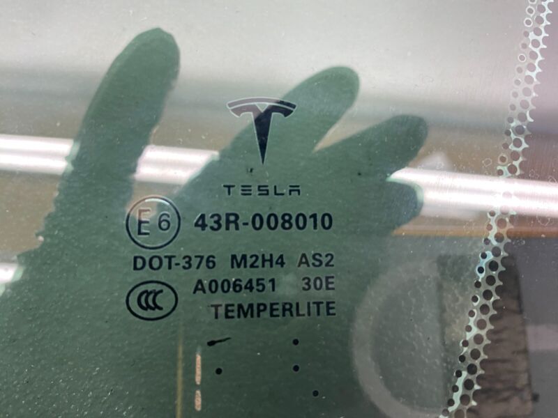 E6 43R-008010 2012-2020 Tesla Model S MS Rear Passenger Side Quarter Fixed Glass Right RH Assy