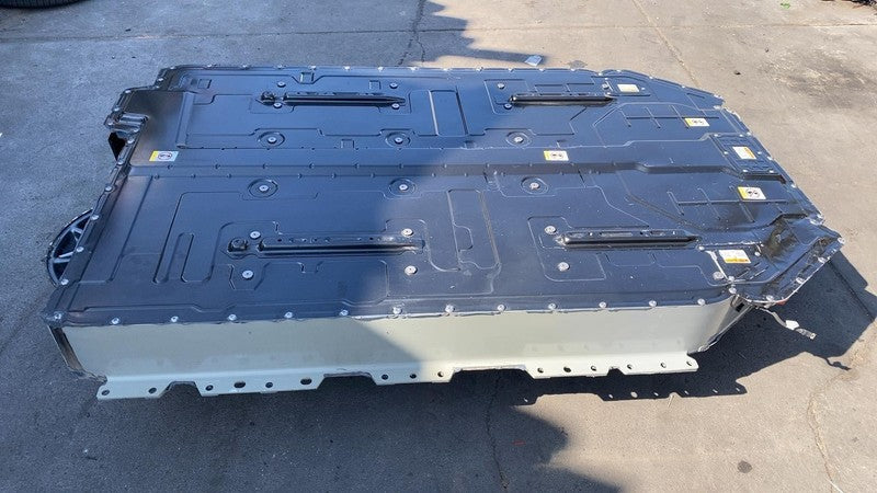 ⭕ 2022-2024 Rivian R1T R1S Large Battery Pack 141kWh Lithium Module Assembly