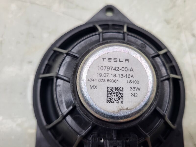1079742 00 A 2017-2023 Tesla Model S X 3 Y Audio System Speaker Full Range 100MM 1079742-00-A