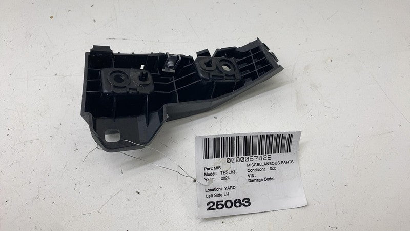 ⭕ 2024-2025 Model 3 Rear Left Taillight Tail Lamp Mount Bracket LH 175