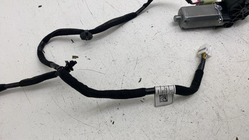 88580-R1T10 ⭕ 22-25 Rivian R1S Front Left Seat Adjust Recline Tilt Motor w/ Wire 88580-R1T10