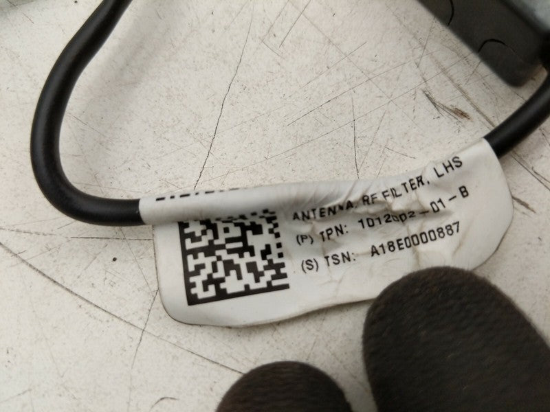 1012002-01-B ⭕ 12-20 Model S X Driver Antenna Noise Filter Module Amplifier Left 1012002-01-B