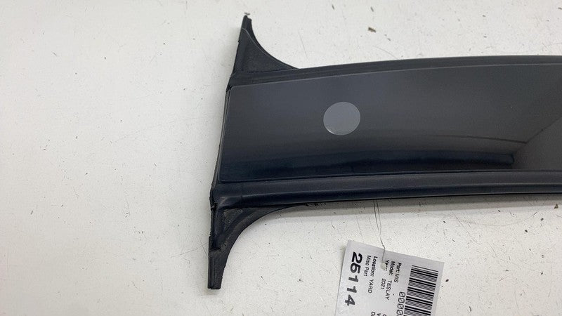 150688600E ⭕ 20-23 Model Y Right Exterior B-Pillar Applique Trim w/ Camera RH 1506886-00-E