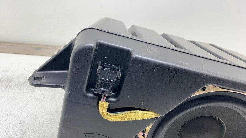 2016-2020 Tesla Model X Premium Subwoofer Bassbox Audio Speaker Woofer