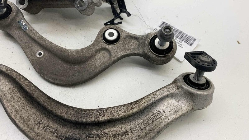 ⭕2019-2023 Audi e-Tron Rear Passenger Side Spindle Knuckle w/ Control