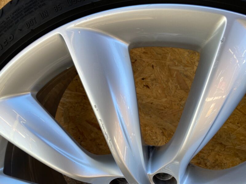 102724600C ⭕ 2016-2020 Tesla Model X MX Wheel Rim 22" 22x9 & 22x10 w/ Pirelli Scorpion Tire