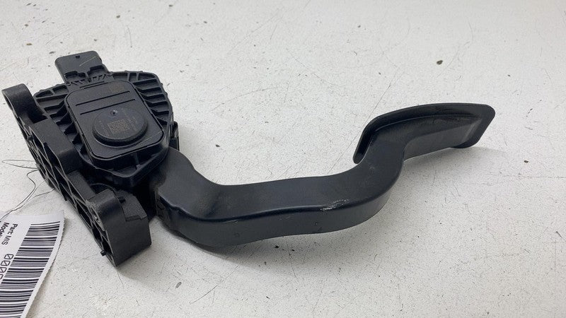 1007769 2017-2023 Tesla Model 3 Front Accelerator Gas Pedal Throttle Sensor Pad OEM