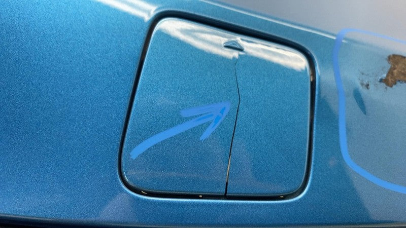 ⭕ 2014-2017 BMW i3 Rear Bumper Cover Assembly w/ Park Assist Sensor OE