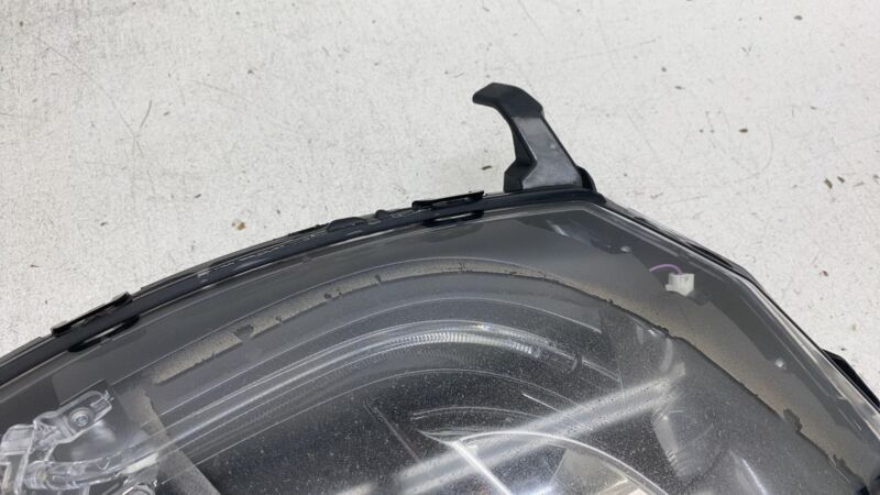 600591300F 2012-2020 Tesla Model S Front Driver Side LED Fog Light Cornering Lamp Left Assy