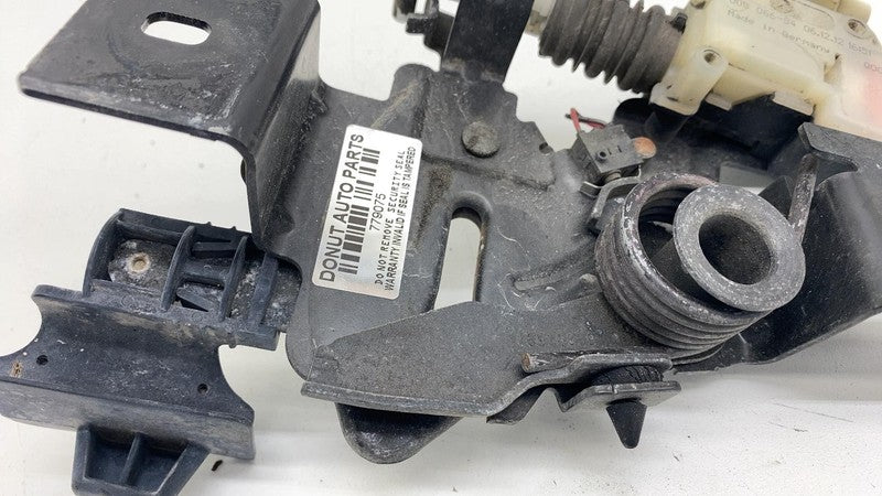 6007572-00-E ⭕ 12-15 Tesla Model S Front Frunk Hood Lock Latch Secondary Release 6007572-00-E