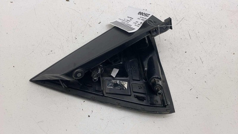 ⭕ 17-25 Chrysler Pacifica Rear Passenger Right D-Pillar Applique Molding Cover