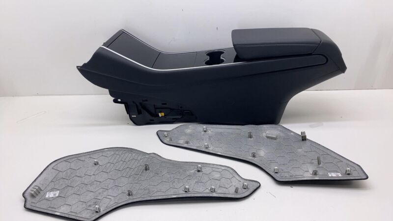 156149200A 17-20 Tesla Model 3 Front Center Console Armrest Cup Holder Carrier 1561492-00-A