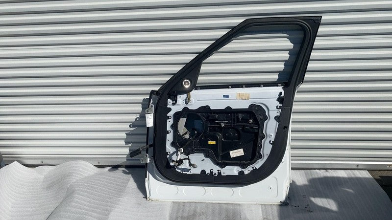 ⭕ 14-22 Range Rover Sport Front Passenger Door Shell Panel Right RH White LRC867