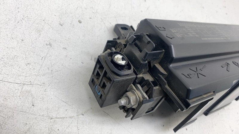 103440500E ⭕16-20 Model S Front Trunk Frunk Engine Bay Under Hood Fuse Box 12V 1034405-00-E