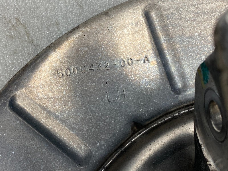 6006432 00 A ⭕ 2016-2020 Tesla Model X Rear Spindle Knuckle w/ Dust Shield Left 1027411-00-D