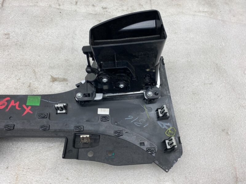 1007834 00 C 2016-2020 Tesla Model X SET of Dashboard Left + Right + Middle Air Vent Outlet