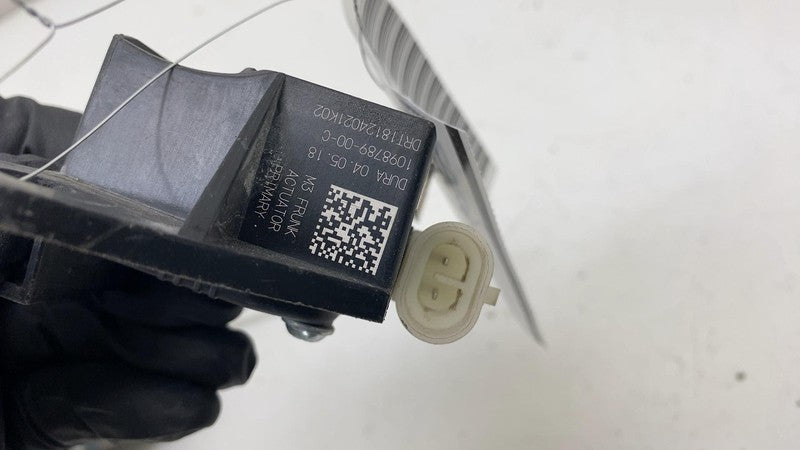 1033011 00 E ⭕ 17-20 Model 3 Front Bonnet Hood Latch w/ Single Actuator & Cable 1033011-00-E