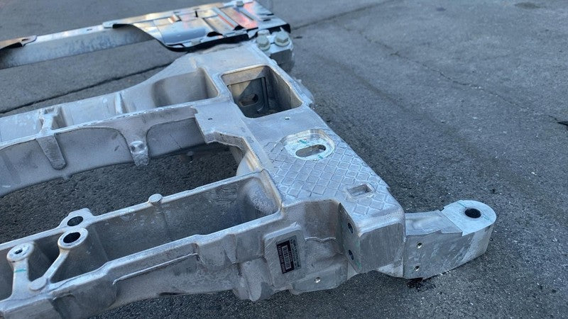 PT00613517-G ⭕ 2025 Rivian R1S Front Subframe Crossmember Undercarriage K-Frame PT00613517-G