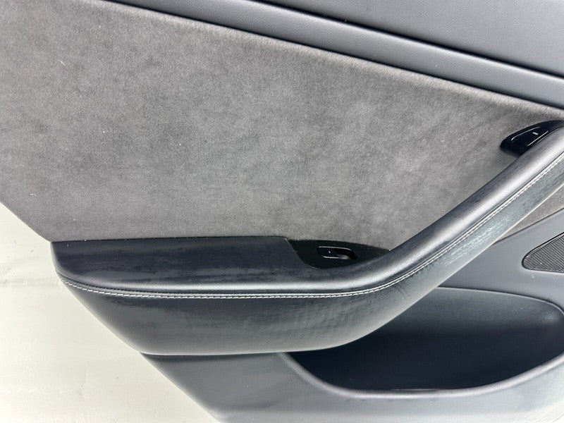 109041301I ⭕ 17-20 Tesla Model 3 M3 Rear Side Door Panel Trim Cover Black Left 1090413-01-I