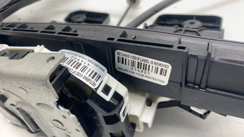 68569697AA ⭕ 2019-2025 Ram 1500 Rear Right Exterior Door Handle Outer w/ Actuator RH White