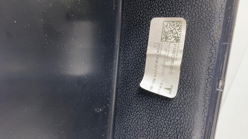 199729500C ⭕ 2020-2024 Tesla Model Y Front Door Panel Trim Card Cover Right RH 1997295-00-C