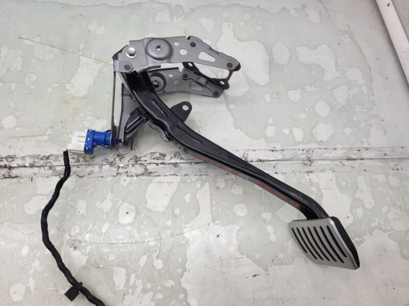 2012-2020 Tesla Model S MS Brake Stop Pedal w/ Sensor Assembly 1050657-01-A OEM
