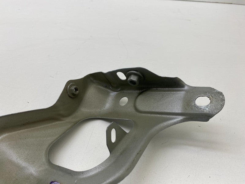 108601600C ⭕2017-2023 Tesla Model 3 Front Side Fender Support Bracket Right RH 1086016-00-C