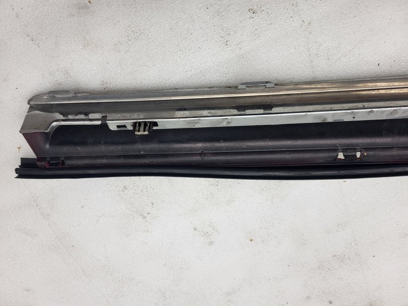 101221500E ⭕12-23 Model S Left Rocker Panel Scuff Plate Molding w/ Rubber Seal 1012215-00-E
