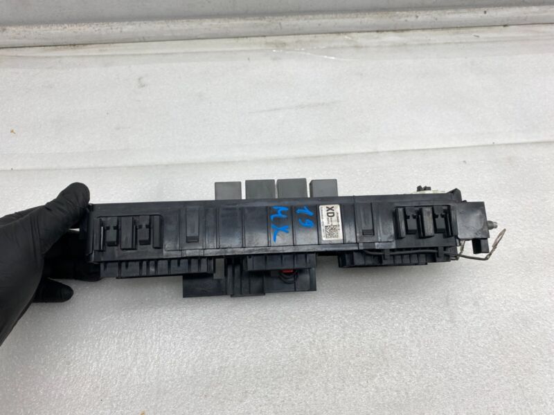 109440502D 2016-2020 Tesla Model S X Front Efuse Frunk Fuse Relay Junction Box Module Unit