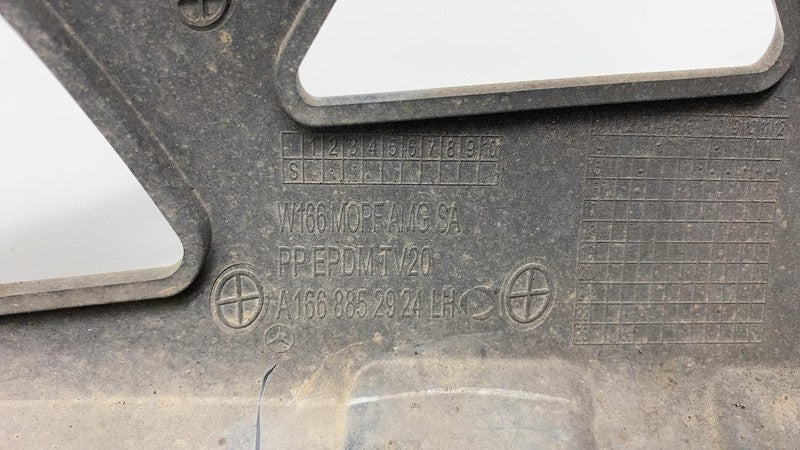 A1668852924 2016-2019 Mercedes-Benz GLE350 Rear Driver Left Bumper Mount Support Bracket OEM