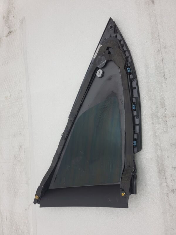 E6 43R-008010 2016-2020 Tesla Model S Rear Passenger Side Quarter Fixed Glass Right Assembly