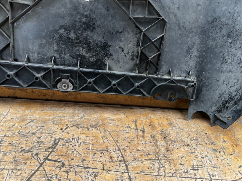 108417400C ⭕ 17-23 Model 3 Front Bumper Lower Valance Under Tray Diffuser OEM 1084174-00-C