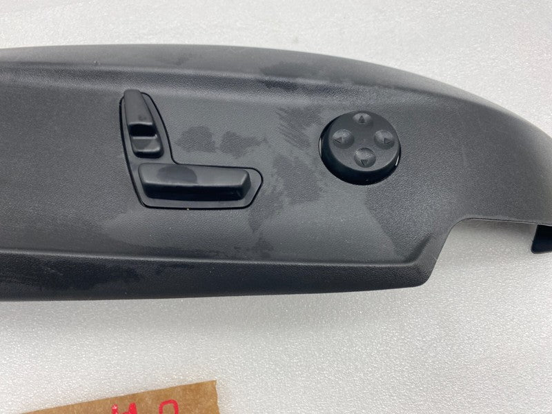 AG130872A ⭕ 2012-2015 Tesla Model S Front Right 1st Row Seat Control Switch & Trim Panel