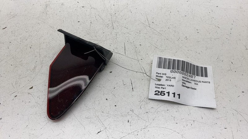 ⭕ 2012-2014 Tesla Model S Rear Driver Taillight Charge Port Cover Refl