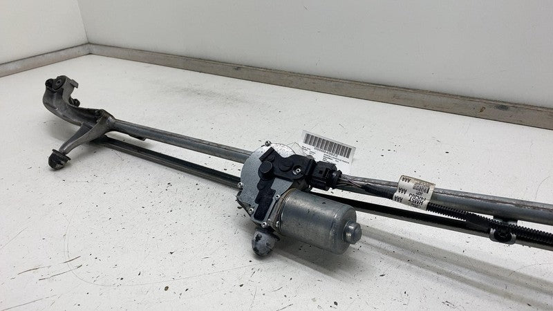 2013 2014 2015 2016 2017 2018 Ford C-Max Windshield Wiper Linkage and Motor Assy