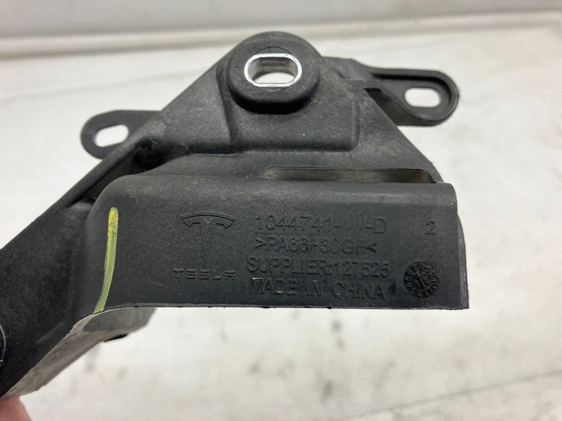 104474100D ⭕18-23 Model 3 ABS Pump Hydraulic Control Unit Mount Bracket Holder 1044741-00-D