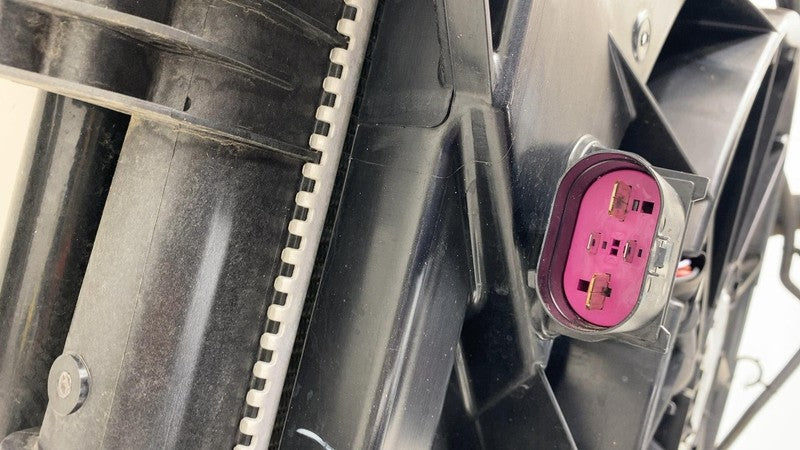 ⭕ 2017-2021 Chrysler Pacifica 3.6L Radiator Assy (8th VIN = G) w/o tow package