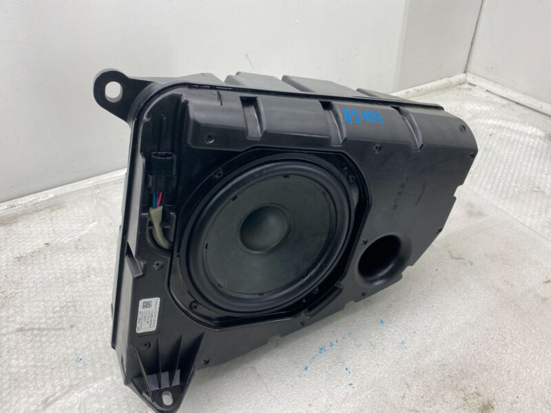 1507154 00 D 2020 2021 2022 2023 Tesla Model Y MY Audio Speaker Subwoofer Bass Box Assembly