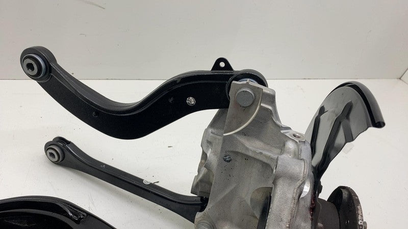 32329003 21-23 Polestar 2 Rear Right Spindle Knuckle w/ Hub + Links & Spring AWD 32246373