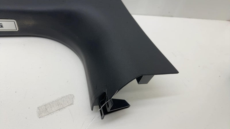 LJ8B R13208 AFW 21-24 Ford Mustang Mach-E Front Right Door Sill Scuff Plate Trim LK9B-R13200-OAW