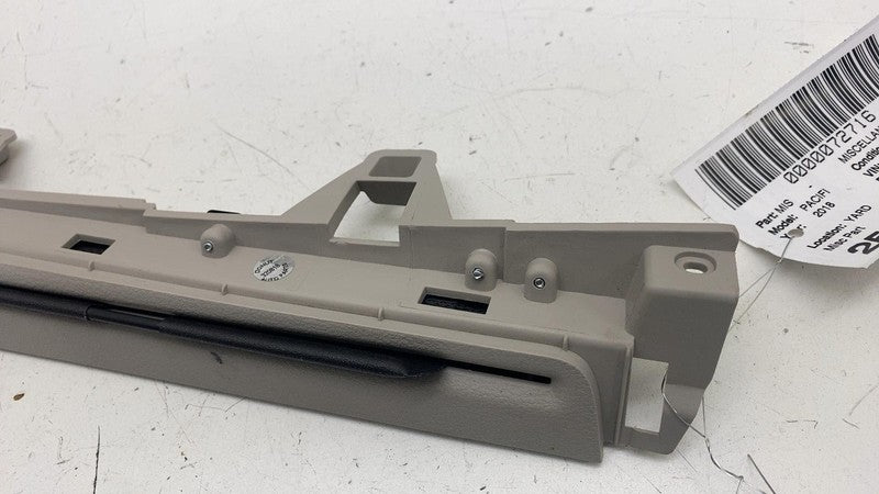 92000401AY ⭕ 2017-2024 Chrysler Pacifica Rear Right Door Panel Window Sun Shade 92000401AY