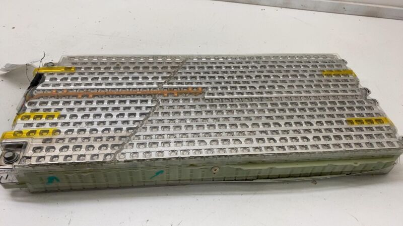 111660800B 16-20 Model S X High Voltage 6.4kWh Battery Module 100KWH 24V 287AH 1116608-00-B