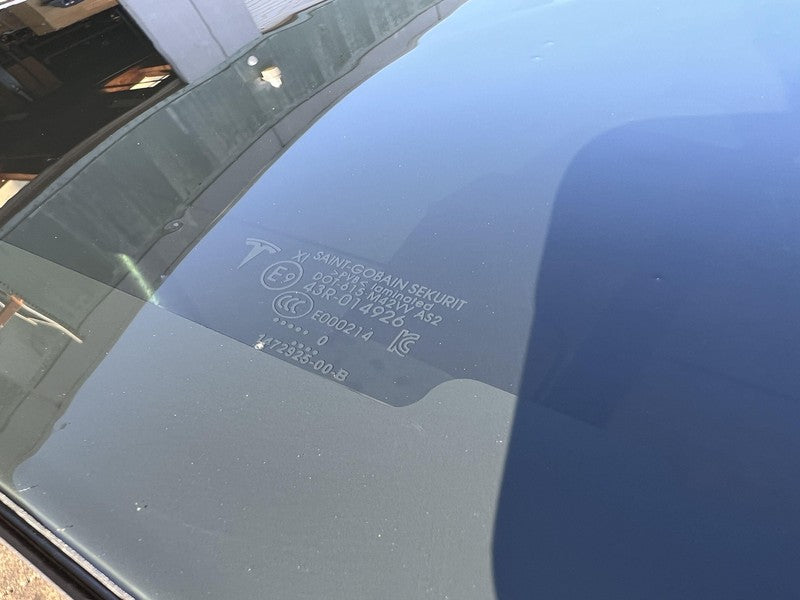 ⭕ 17-20 Model 3 M3 Rear Trunk Panoramic Backlite Glass Back Section 14