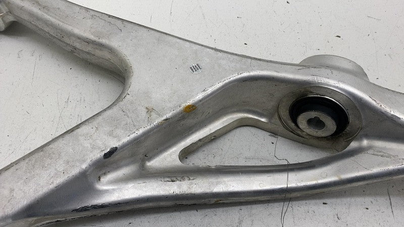 PT01147634A ⭕ 2025 Rivian R1S Front Right Suspension Lower Control Arm AWD OEM PT01147634-A