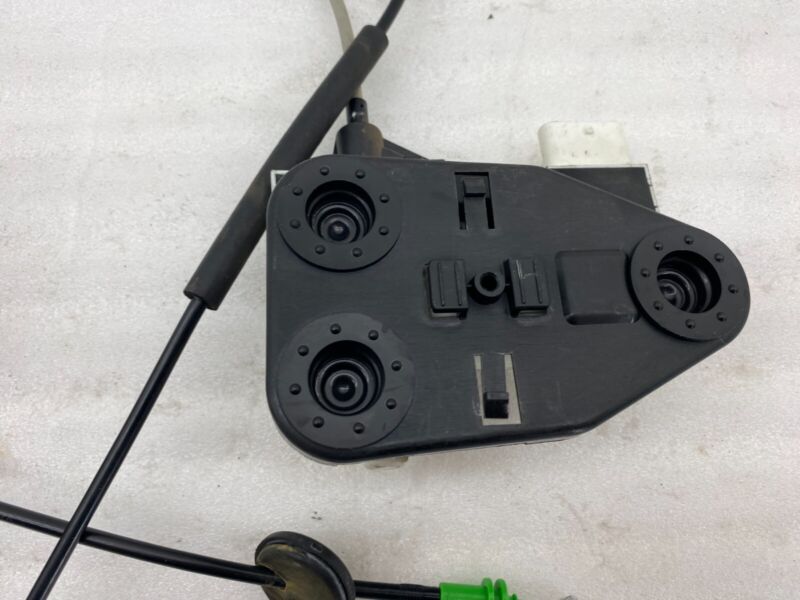 1112063 00 B 2016 2017 2018 2019 2020 Tesla Model X MX Front Left Door Lock with Actuator OEM