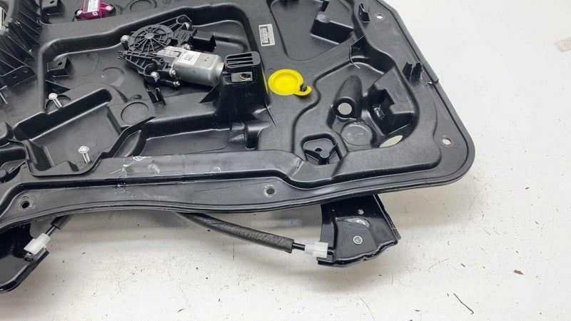 ⭕2017-2025 Chrysler Pacifica Front Left Door Window Regulator & Motor w/ Carrier