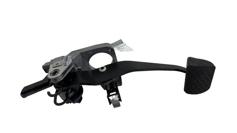 A2422902600 ⭕ 2014-2017 Mercedes-Benz B-Class W242 Front Driver Brake Pedal A2422902600