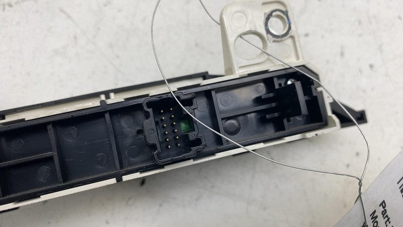 NE51 W723K ⭕ 06-15 Mazda MX-5 Miata NC Hazard Switch Emergency Lights Flashers NE51W723K